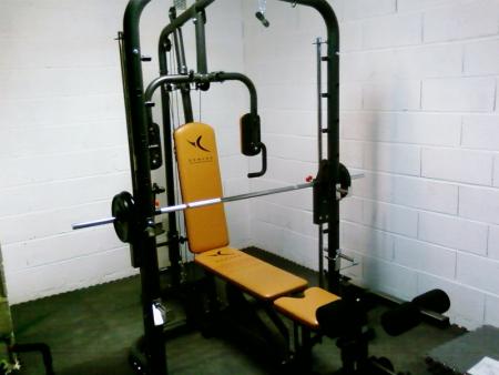 Mon banc de muscu.